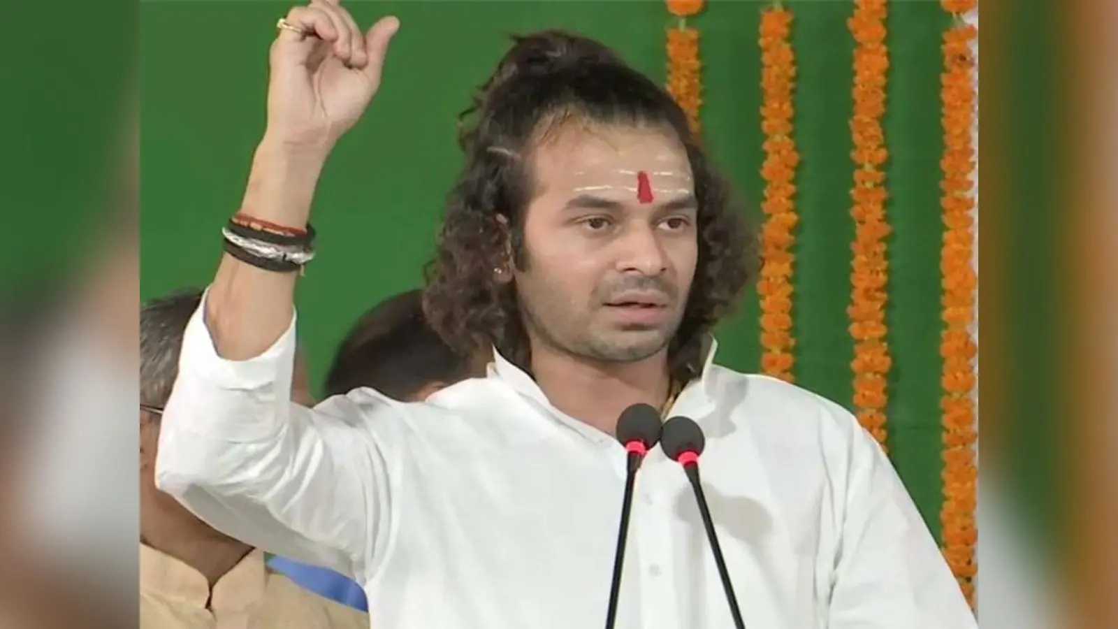 पटना इस्कॉन मंदिर के 4 लोगों पर तेज प्रताप यादव ने लगाए गंभीर आरोप, कहा मंदिर की आड़ में हो रहा घिनौना काम