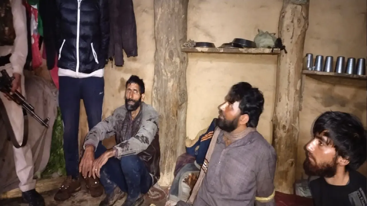 निर्माणाधीन आवास को लैंड माइंस से उड़ाने वाला माओवादी मंगर मांझी गिरफ्तार, 10 साल से थी तलाश जारी