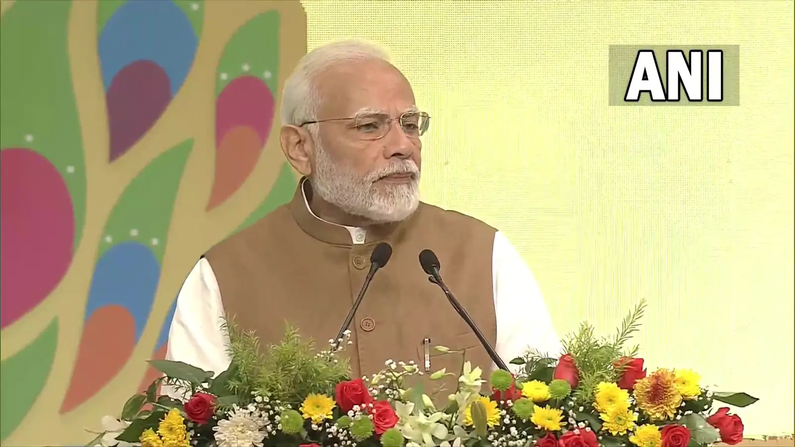 ‘आतंकवाद दुनिया के लिए बड़ा खतरा’ नो मनी फॉर टेरर समिट में बोले पीएम मोदी- मददगारों की पहचान जरूरी