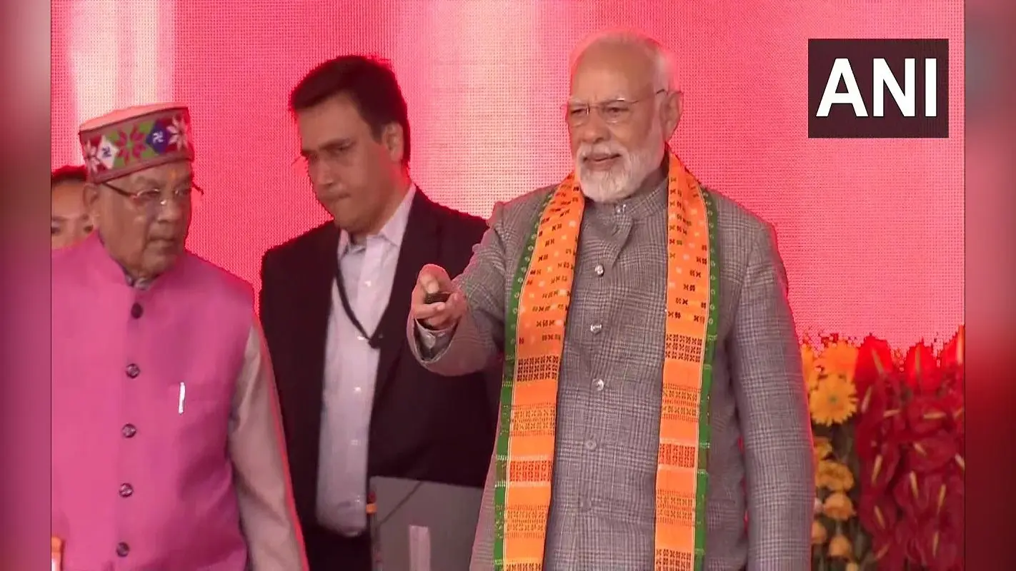 त्रिपुरा को पीएम मोदी ने दी 4350 करोड़ की सौगात, 2 लाख से अधिक लोगों के लिए ‘गृह प्रवेश’ कार्यक्रम, Video