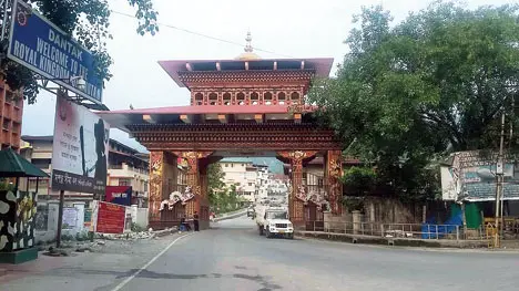 भूटान में लॉकडाउन से पश्चिम बंगाल के रास्ते दोनों देशों के बीच होने वाला कारोबार रूका