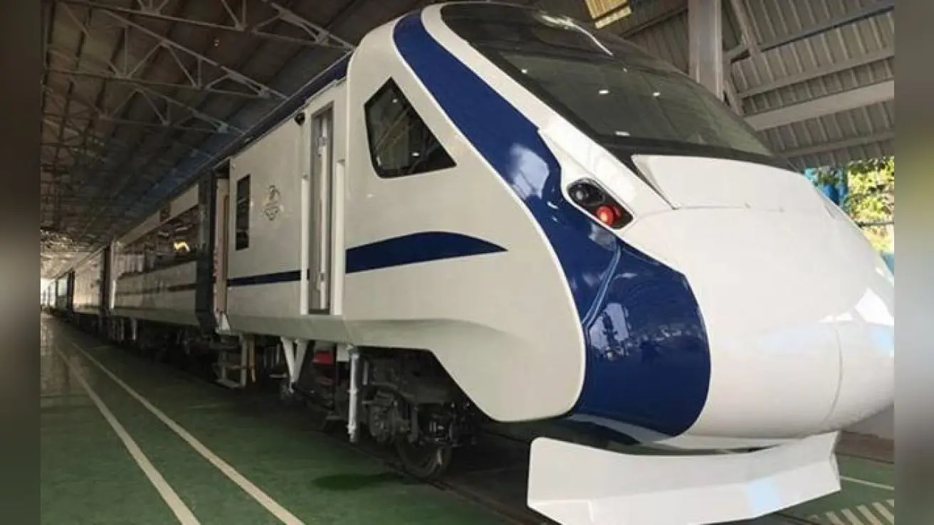 IRCTC ने बदला खाने का मेन्यू, वंदे भारत में सफर के दौरान यात्रियों को मिलेगा स्वादिष्ट डिश