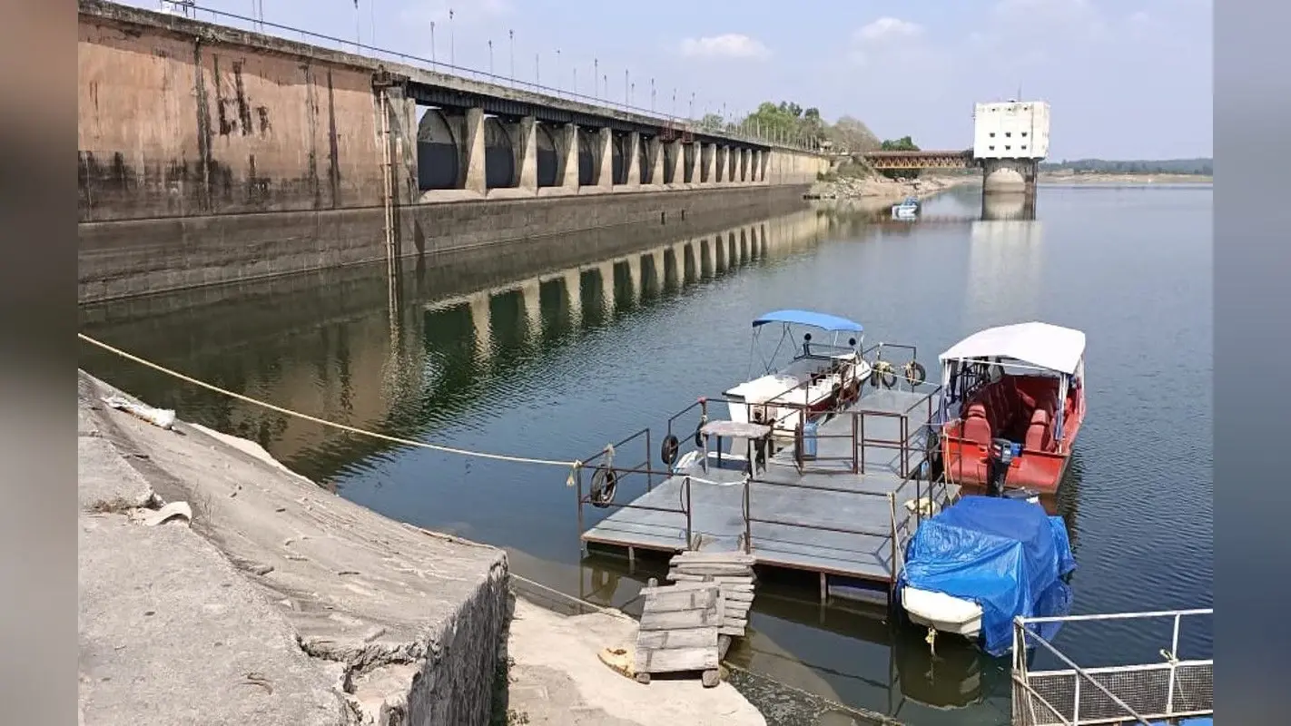 लॉकडाउन से प्रदूषण का स्तर हुआ कम, तिलैया डैम में भी दिखने लगा बदला- बदला नजारा