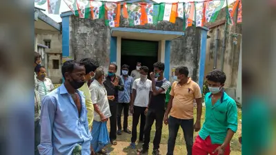 मतदान के बीच दुर्गापुर में टीएमसी कार्यालय पर हमला, सेंट्रल फोर्स के जवानों पर आरोप