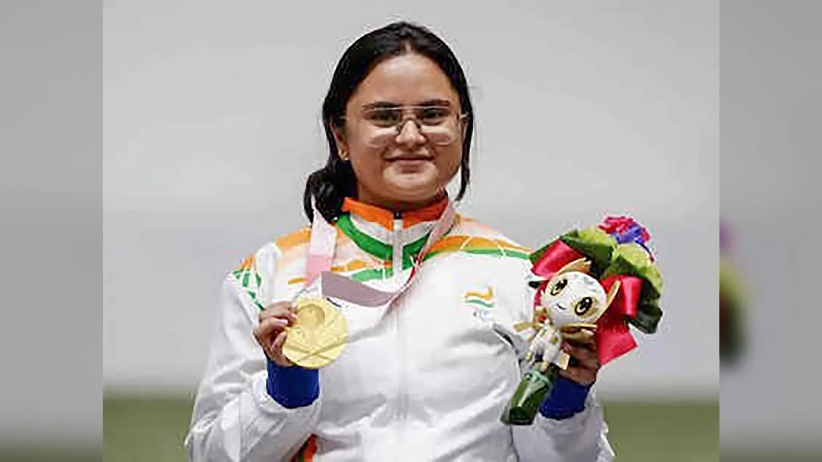 Tokyo Paralympics 2020: गोल्डन गर्ल अवनि लेखरा होंगी समापन समारोह में भारतीय ध्वजवाहक