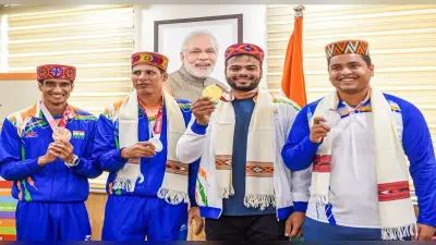 Tokyo Paralympics : घर लौटने पर पदक विजेताओं का किया गया जोरदार स्वागत, एक झलक पाने के लिए हो गई धक्का-मुक्की