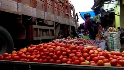 केरल में आसमान छू रही टमाटर की कीमत, 140 रुपये तक पहुंचीं कीमत
