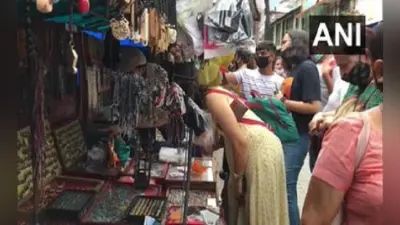 हिमाचल में कोविड प्रतिबंधों में ढील के बाद भारी संख्या में पहुंचे पर्यटक, संक्रमण फैलने का बढ़ा खतरा