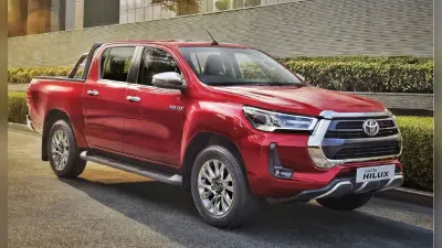 Toyota Hilux: टोयोटा लायी 35 लाख का हिलक्स पिकअप ट्रक, खूबियां जबरदस्त