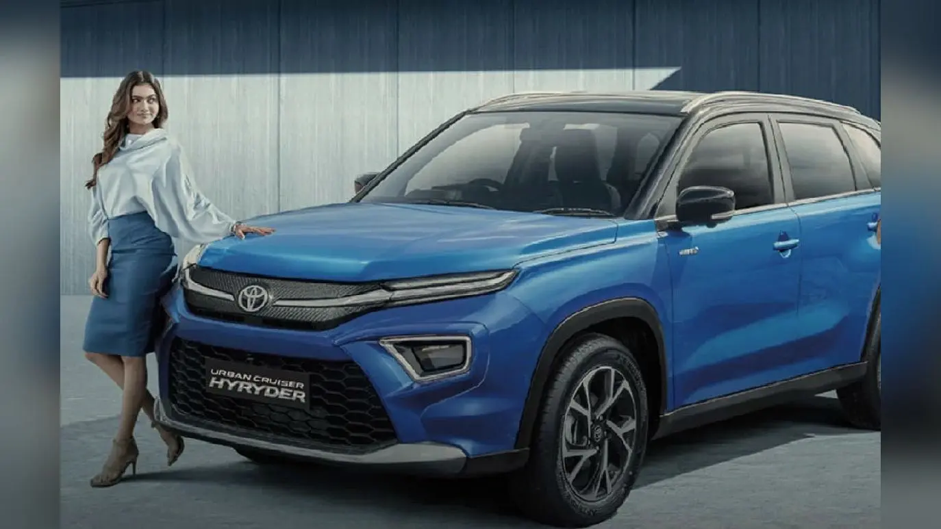 Toyota Sales Report: 2022 के आखिरी महीने में घट गई Toyota कार की सेल, कंपनी ने बेची इतनी गाड़ियां