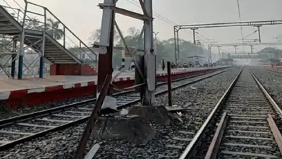 समस्तीपुर में टला बड़ा रेल हादसा, फुटओवर ब्रिज से टकराई मालगाड़ी, ट्रेन लेकर आगे निकल गया चालक…
