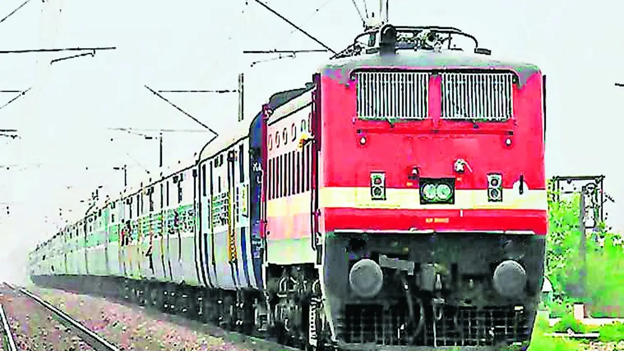 बिहार: दरभंगा- नई दिल्ली स्पेशल का परिचालन रद्द, कई ट्रेनें प्रभावित, देखें पूरी लिस्ट..