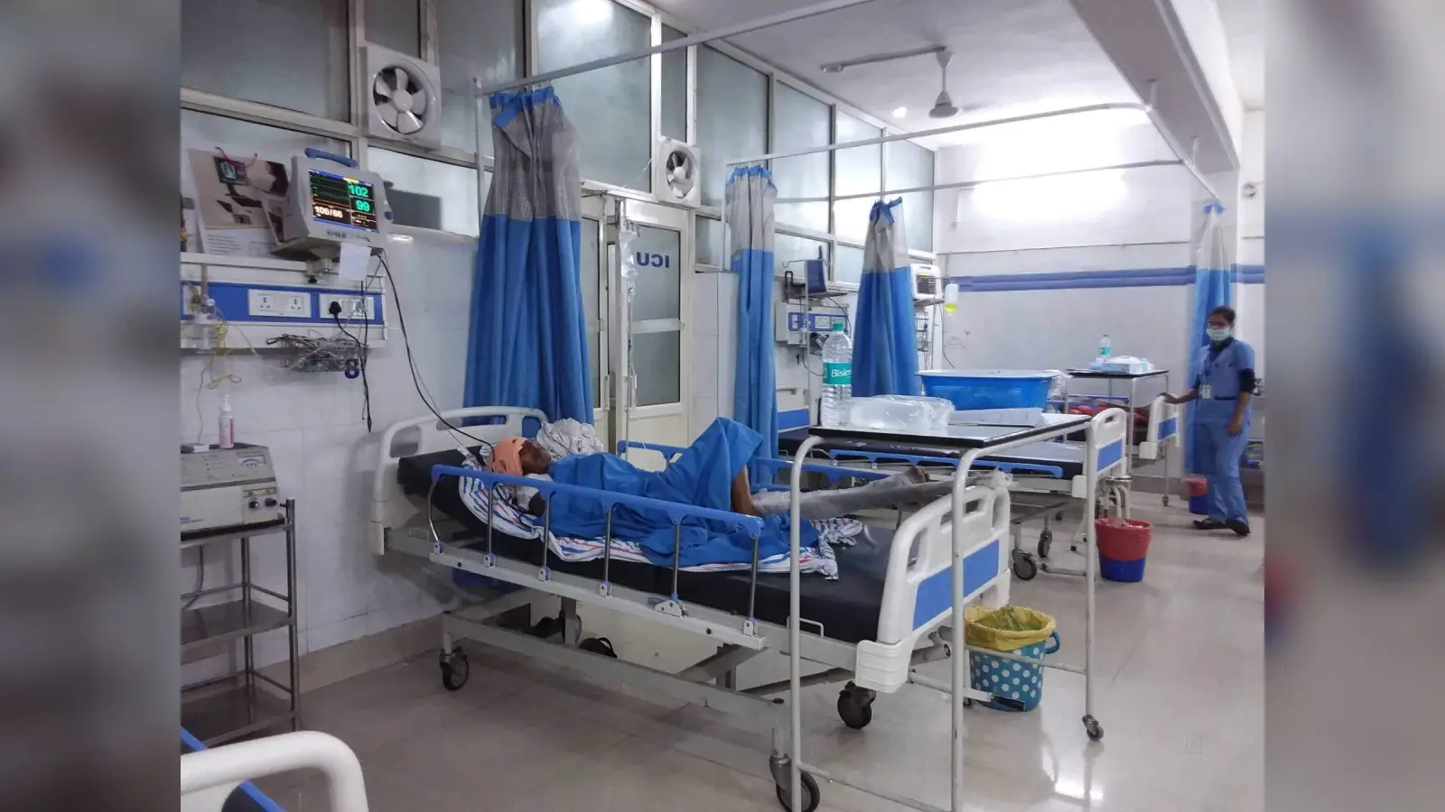 प्राइवेट अस्पतालों में 25 लाख रुपये तक का इलाज FREE, जानें कौन ले सकता है इस सरकारी योजना का लाभ