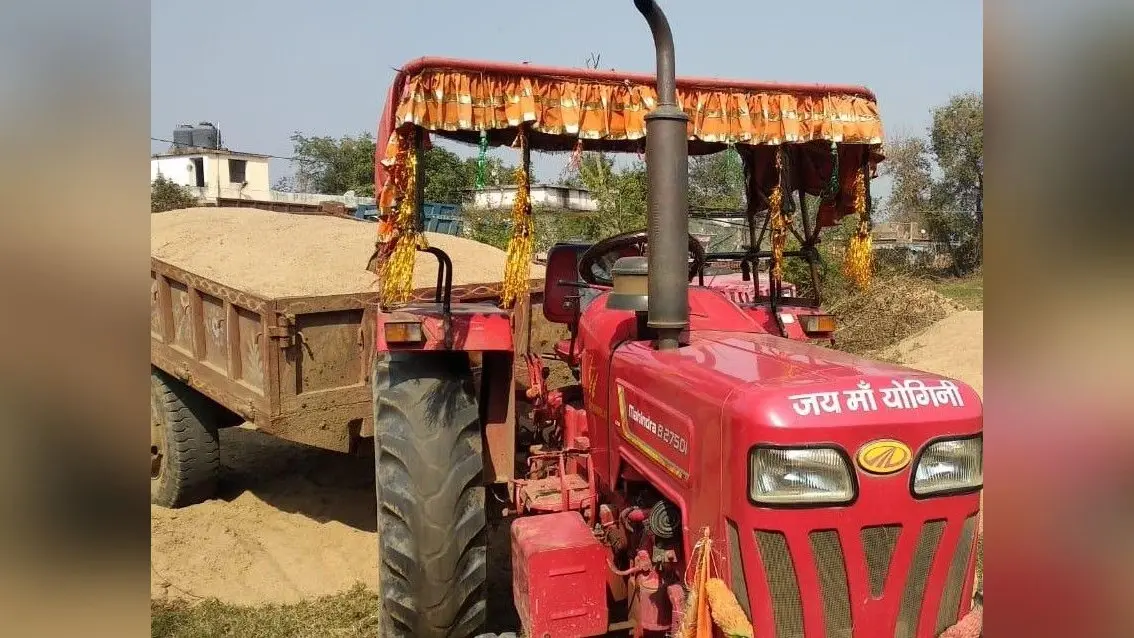 गिरिडीह : अवैध बालू लदा एक ट्रैक्टर को सीओ ने किया जब्त, मालिक पर होगा मुकदमा दर्ज
