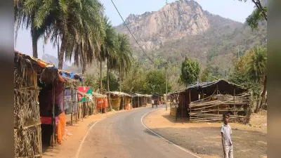 झारखंड: पर्यटकों को त्रिकूट पहाड़ व सर्वाधाम पहुंचना होगा आसान, त्रिकूट व सर्वाधाम हॉल्ट को मिली स्वीकृति