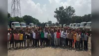 रांची : ट्रक और हाईवा संचालकों की अनिश्चितकालीन हड़ताल आज से शुरू, जानें क्यों लिया गया ये फैसला