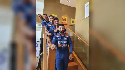 India vs England T20 : मैच से पहले भारत के सामने बड़ी चुनौती, ओपनिंग और विकेटकीपिंग के लिए ये खिलाड़ी होंगे कोहली की पहली पंसद