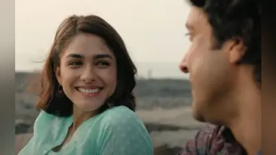 Toofaan का ‘जो तुम आ गए हो’ गाना रिलीज, फरहान और मृणाल की केमिस्ट्री ने जीता फैंस का दिल, VIDEO