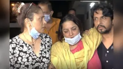 Tunisha Sharma Mother: बेटी की बॉडी देख बेसुध हुई मां, रो-रोकर बुरा हाल, VIDEO देख आप भी हो जाएंगे इमोशनल