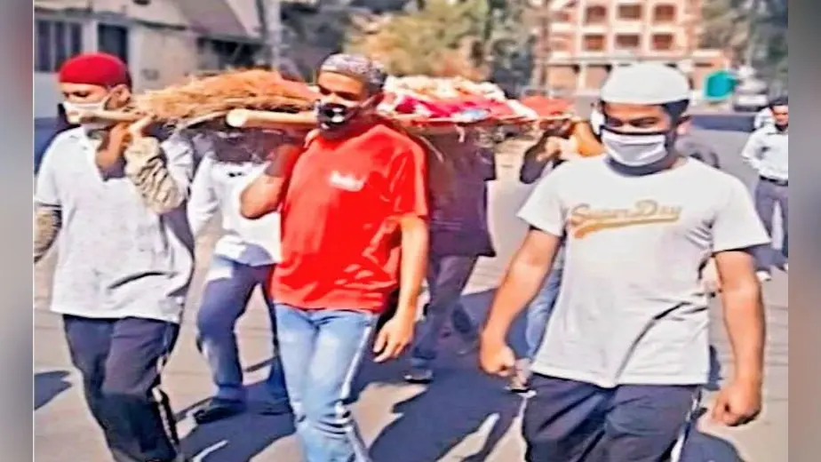 Twitter: यूजर्स बढ़ने के बावजूद क्यों घट रही है ट्विटर की कमाई?