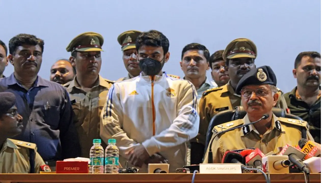 Shrikant Tyagi Case: नोएडा की ग्रैंड ओमेक्स सोसाइटी में घुसकर हंगामा करने वाले छह लोगों को मिली जमानत