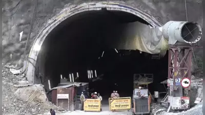 Uttarkashi Tunnel Rescue : आधुनिक तकनीक हुई फेल, तो फावड़ा-साबल ने किया कमाल