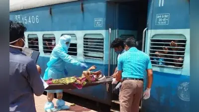 ओडिशा में श्रमिक विशेष ट्रेन में महिला ने दिया बच्चे को जन्म
