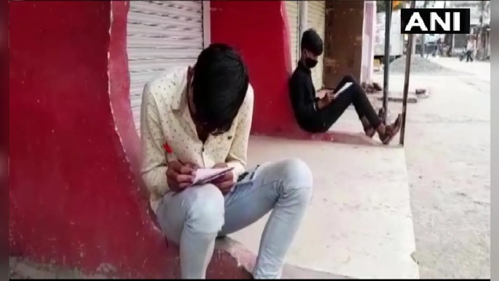 तोड़ा लॉकडाउन का नियम तो लिखना पड़ेगा चार पेज पर राम नाम