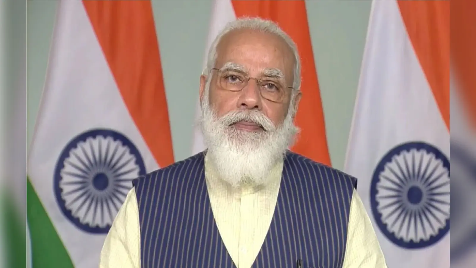 कृषि कानून पर राजनीति तेज, पीएम मोदी ने समझाया कृषि कानून