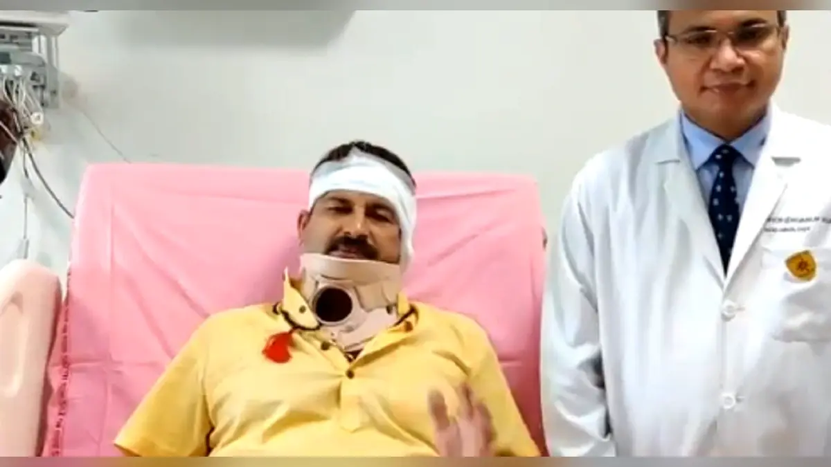 मनोज तिवारी प्रदर्शन के दौरान घायल, अस्पताल में भरती, छठ पूजा पर प्रतिबंध का कर रहे थे विरोध