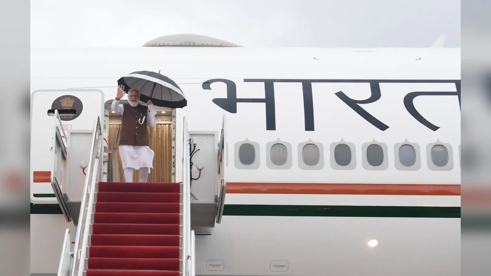 यूपी में पंचायत चुनाव आज, चुनावी मैदान में होगा विधानसभा चुनाव के महासंग्राम का सेमीफाइनल