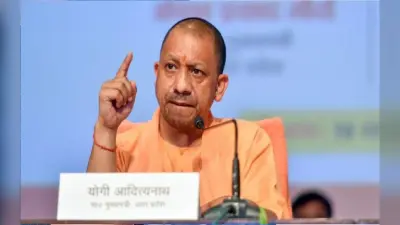 Pathan के बेशर्म रंग के गाने पर बिकनी पहन कर भोजपुरी एक्ट्रेस पूनम दुबे ने पानी में लगायी आग, देखें video