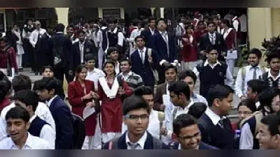 बिहार में लॉकडाउन के दौरान लाखों बच्चों ने प्राईवेट स्कूलों से नाम कटवाकर सरकारी स्कूलों में लिया दाखिला, जानें क्या है वजह