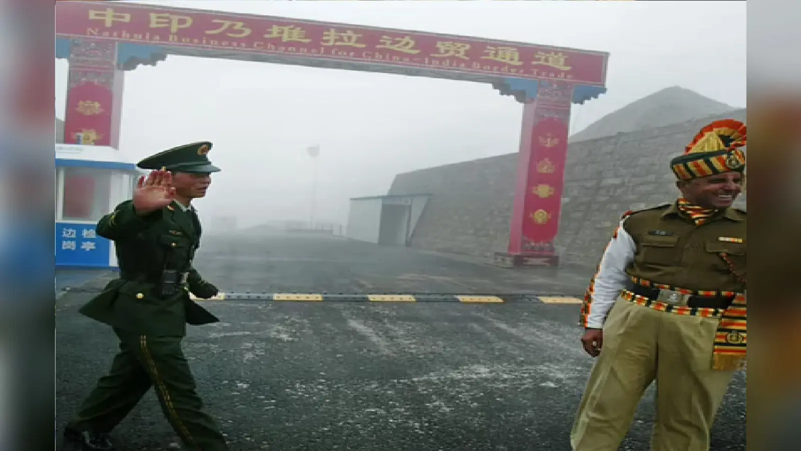 India-China Standoff : LAC पर विवाद सुलझाने को लेकर दोनों देशों के बीच फिर होगी बातचीत