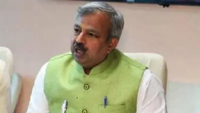 तोड़ी जाने वाली झुग्गी में रहने वालों को 52 हजार खाली मकानों में भेजे दिल्ली सरकार : भाजपा