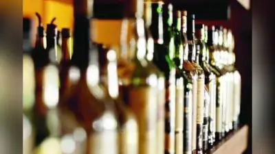 UP News : अब ट्रेन में भी परोसी जा सकेगी विदेशी शराब, सरकार ने लिया यह फैसला