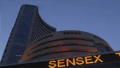 चुनाव में हिंसा की शिकार अनिता यादव से मिलेंगी प्रियंका गांधी, यूपी दौरे पर साधा योगी सरकार पर निशाना