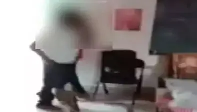 Viral Video: शेखपुरा में शिक्षक- शिक्षिका स्कूल में कर रहे थे गंदा काम, गांव वालों ने किया फिर ये…