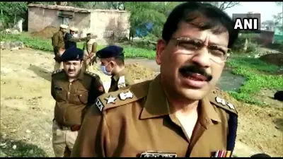 Uttar Pradesh News: रेलवे ट्रैक पर पूर्व मंत्री गायत्री प्रजापति के भतीजे का शव मिलने से मचा हड़कंप, जांच में जुटी पुलिस