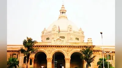 UP विधानसभा में महिला विशेष सत्र की शुरुआत में लगे ठहाके, जानें CM योगी की किस बात पर खिलखिला पड़े अखिलेश