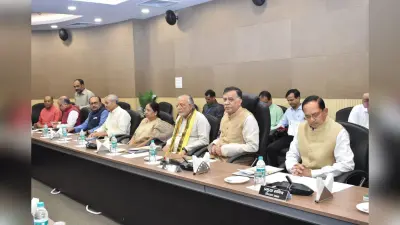 UP Vidhansabha: सर्वदलीय बैठक के बाद विपक्षी दलों ने किया विरोध का इशारा, कई मुद्दों पर घिरेंगे ‘सरकार’