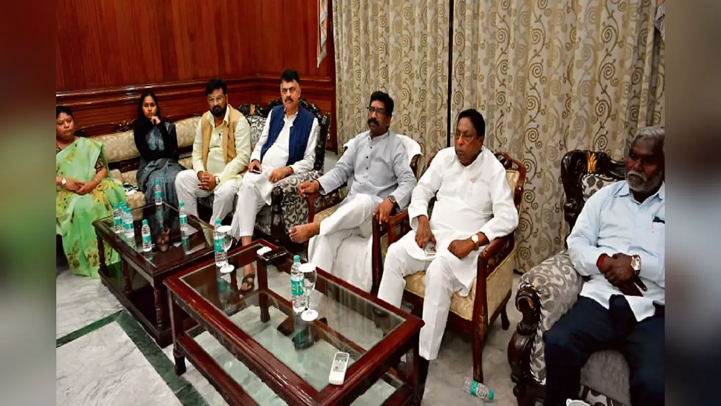 झारखंड का राजनीतिक पारा बढ़ा, CM हेमंत सोरेन आज नहीं जाएंगे ईडी ऑफिस, बोले- मैं घबराने वाला नहीं