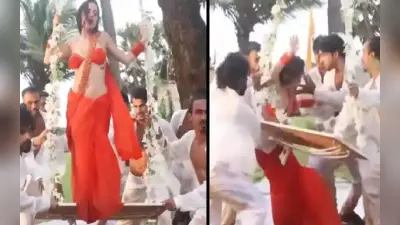 Urfi Javed: झूला झूलते हुए अचानक गिर पड़ी उर्फी जावेद, फिर आगे हुआ ये… देखें वायरल वीडियो