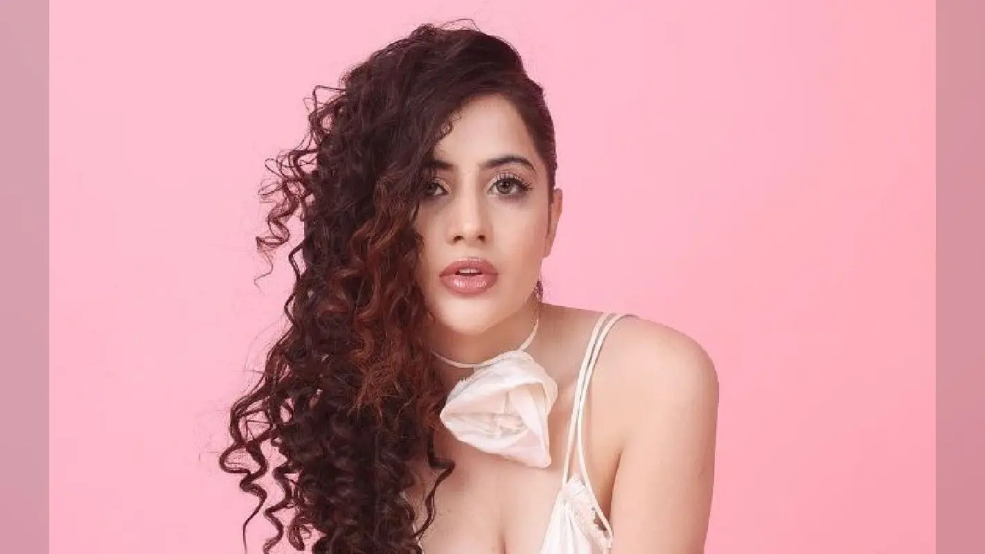 उर्फी जावेद का पुराना वीडियो क्लिप वायरल, एक्ट्रेस का आउटफिट देख यूजर्स बोले- यकीन नहीं होता ये…