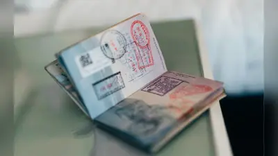 US VISA: कट्टर दुश्मन चीन को 2 दिन में वीजा देता है अमेरिका, भारतीयों को करना पड़ता है दो साल का इंतजार