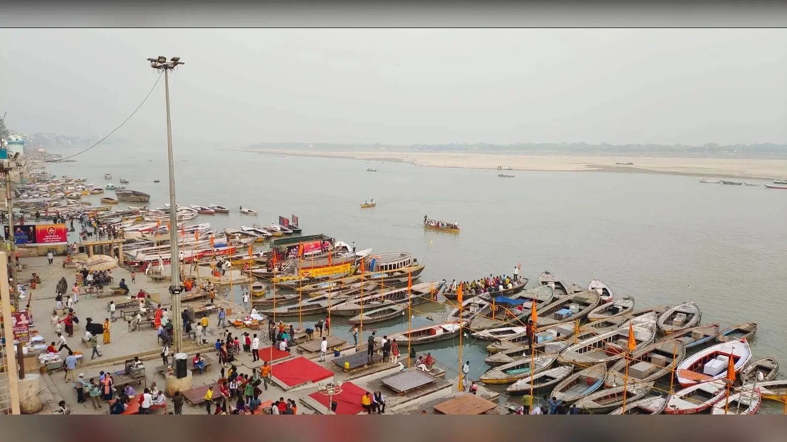 Varanasi Tent City: वाराणसी में रेत पर बसेगा टेंट सिटी, नवरात्रि से शिवरात्रि तक मिलेगी ये सुविधा