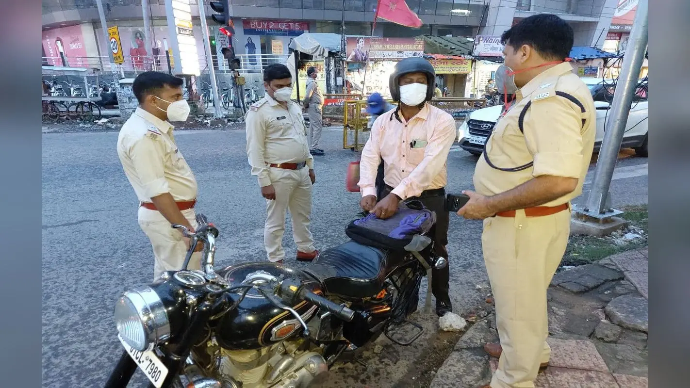 पटना नगर निगम चुनाव : छह चेकपोस्ट पर होगी वाहनों की जांच, उड़नदस्ता दल आचार संहिता उल्लंघन पर रखेंगे नजर
