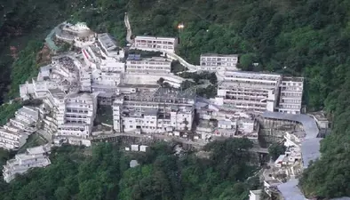 Vaishno Devi Yatra: तीर्थयात्रियों को हेलीकॉप्टर का फर्जी टिकट बेचा, पुलिस ने 7 आरोपियों को किया गिरफ्तार