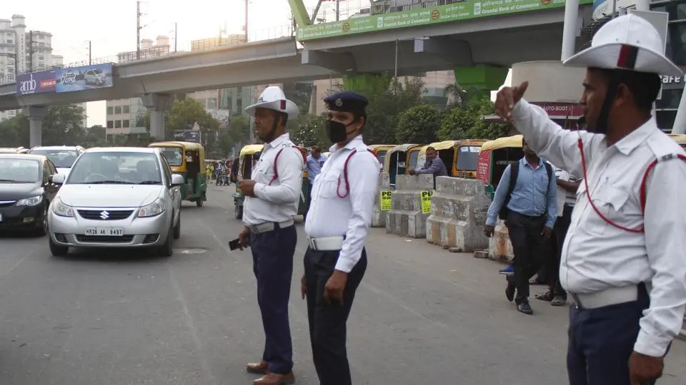 आपकी गाड़ी के डॉक्युमेंट्स की वैलिडिटी खत्म हो गई है? टेंशन न लें, पढ़ें यह जरूरी खबर