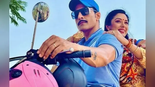Anupama Spoiler Alert : Anupama और वनराज की इस तसवीर ने फैंस को किया बेकरार, कमेंट में बोले- मतलब अब तलाक नहीं होगा